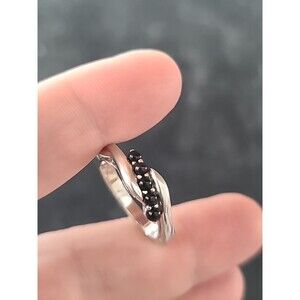 925 Sterling Silver Black Glass Ring Size US 7.25 Vintage